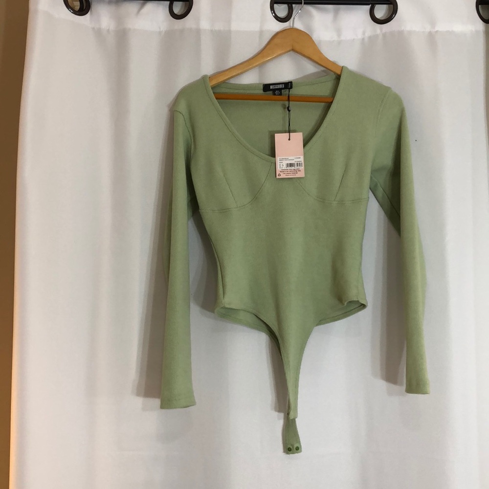 Missguided Ribbed V-Neck Bodysuit